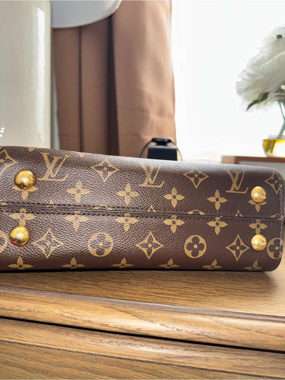 Louis Vuitton Cluny - Picture 7 of 14